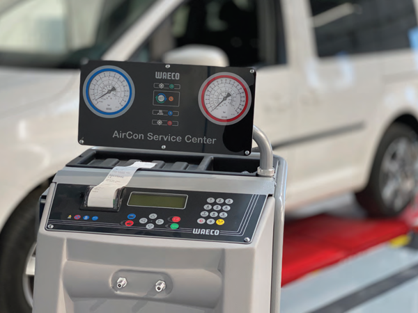 Plničky klimatizací