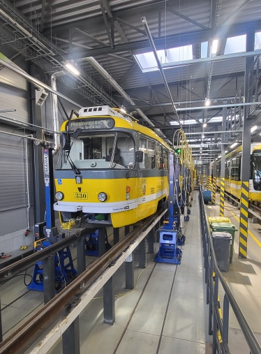 Pojizdne V Siroke Jameo